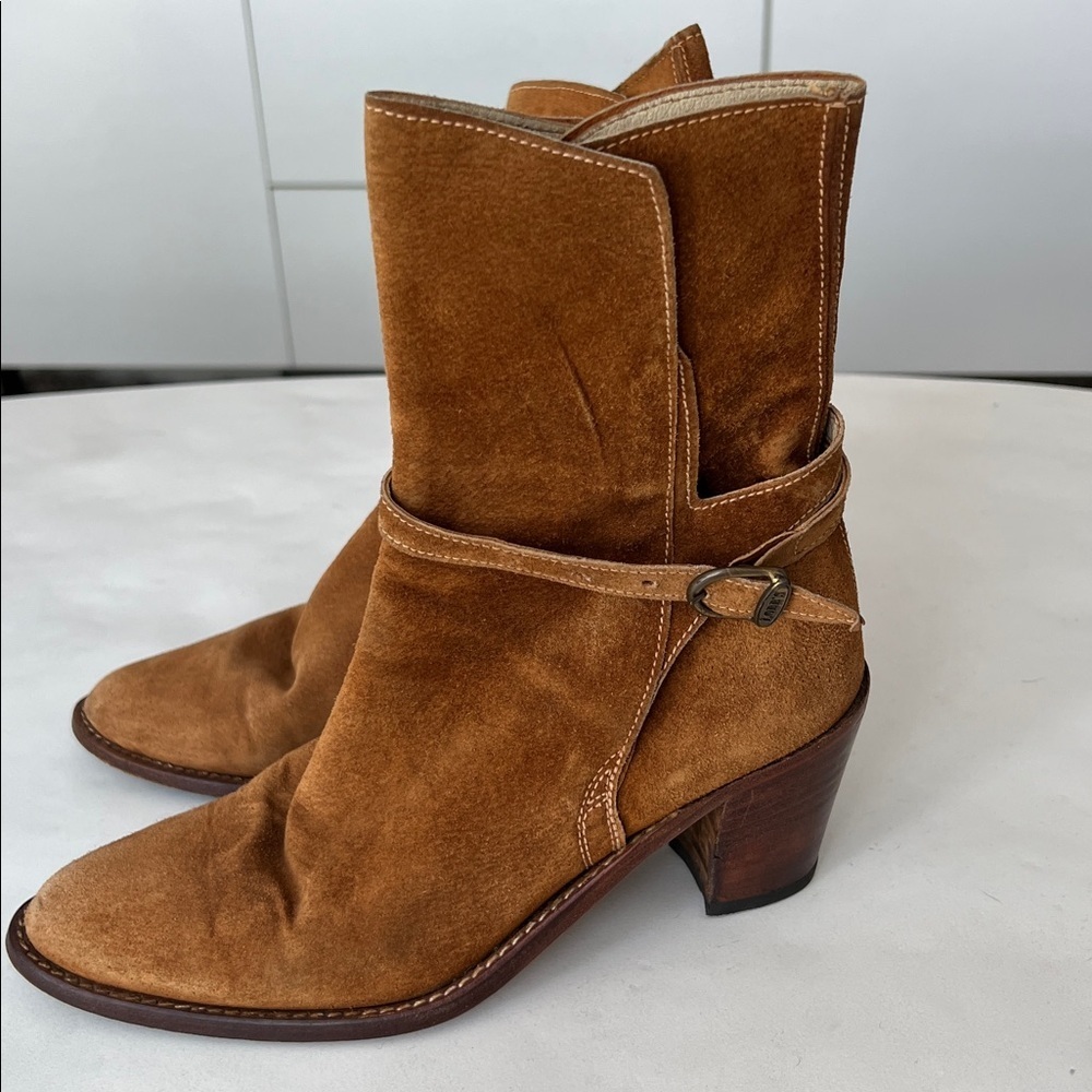 Vintage Lobb Italian Suede Mid Calf Cognac Heeled Boots (RARE) Size 7